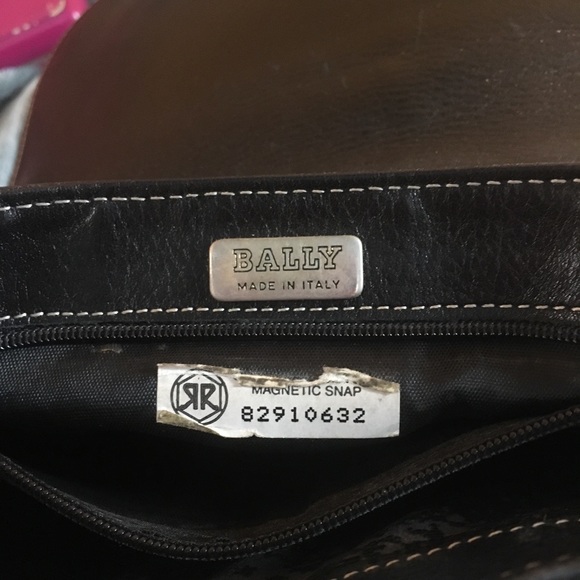 {Bally} Rare vtg Italian leather purse - Picture 4 of 6